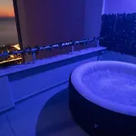 דירה Amazing Paradise Sensation 2 Bedroom Luxury With A Jacuzzi דורס