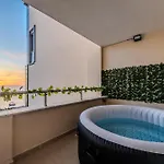 Amazing Paradise Sensation 2 Bedroom Luxury With A Jacuzzi Apartman *