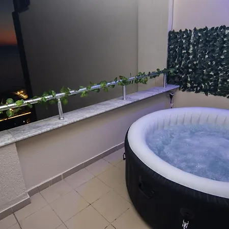 Amazing Paradise Sensation 2 Bedroom Luxury With A Jacuzzi Apartmán Durrës