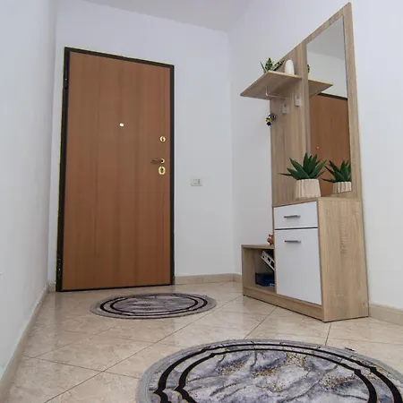 Amazing Paradise Sensation 2 Bedroom Luxury With A Jacuzzi Durrës