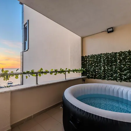 Amazing Paradise Sensation 2 Bedroom Luxury With A Jacuzzi Apartmán *