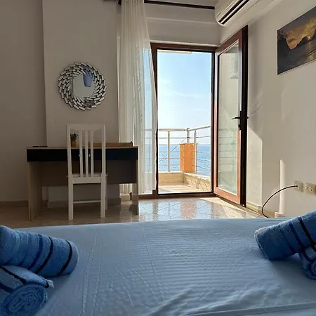 Amazing Paradise Sensation 2 Bedroom Luxury With A Jacuzzi Appartamento Durrës
