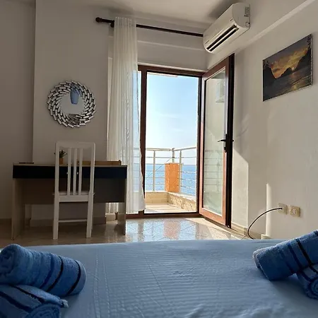 Amazing Paradise Sensation 2 Bedroom Luxury With A Jacuzzi * Durrës