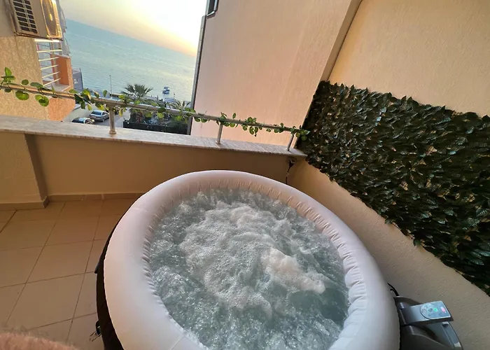 Apartamento Amazing Paradise Sensation 2 Bedroom Luxury With A Jacuzzi Durrës