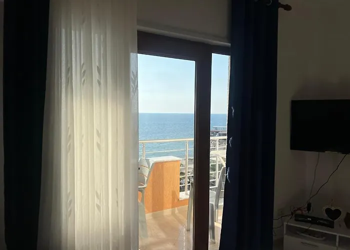 Apartamento Amazing Paradise Sensation 2 Bedroom Luxury With A Jacuzzi Durrës